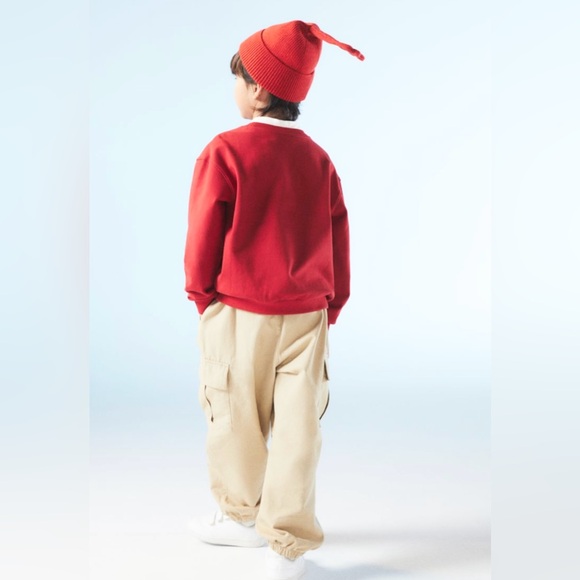 H&M Sz US 5T/6 sweatshirt with motif long sleeve - Picture 2 of 8